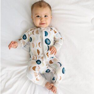 Little Sleepies Luna Neutral Bamboo Zippy, 3-6m EUC